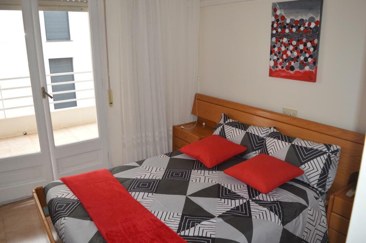 Apartamento Completo 200M Playa Apartment Roses Exterior photo
